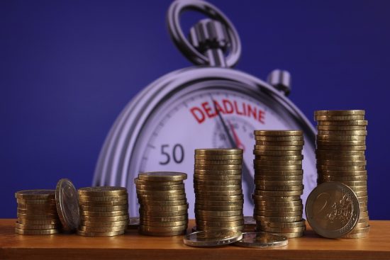découvrez notre simulateur de consolidation de dettes pour évaluer vos options et alléger vos mensualités. obtenez une solution adaptée à votre situation financière et reprenez le contrôle de vos finances dès aujourd'hui.